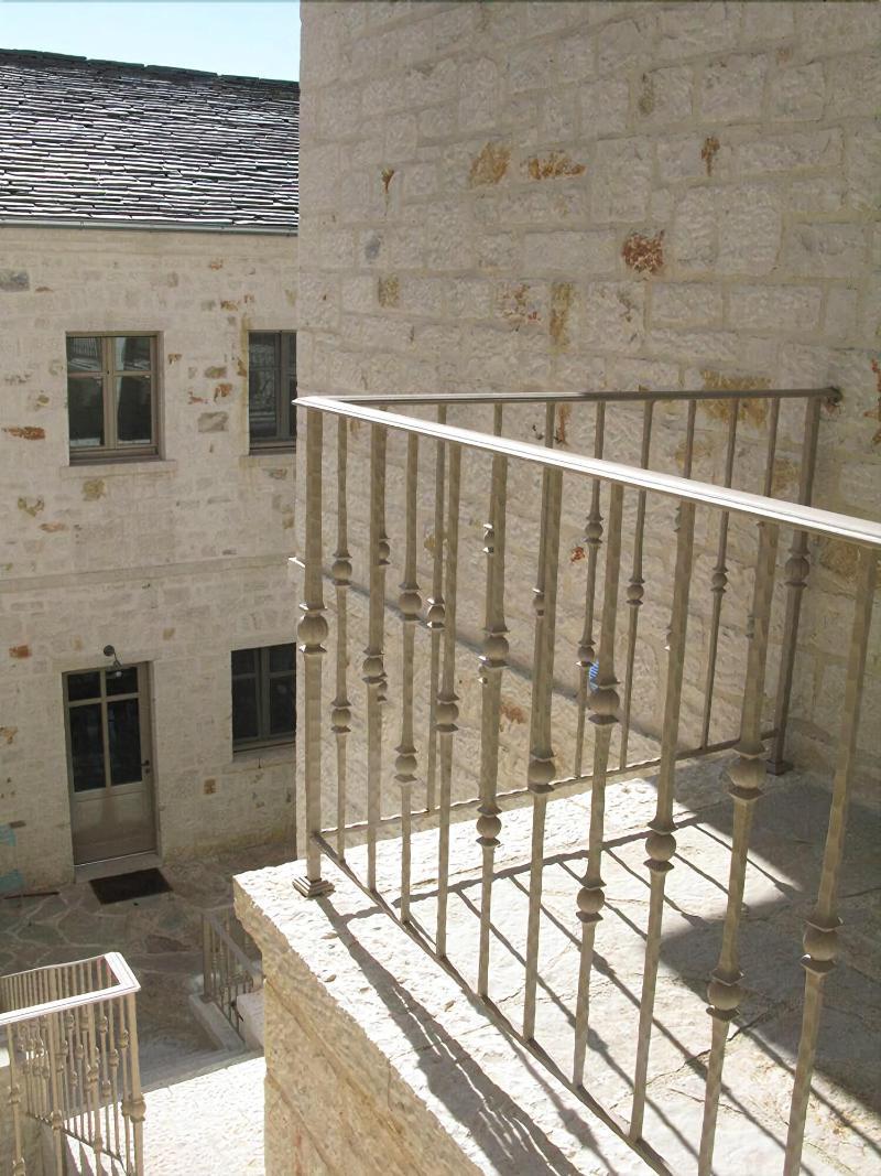 Haones Suites Ioannina Exterior photo